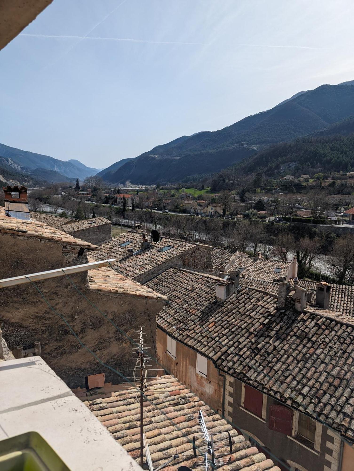 Duplex "La Belle Vue " Apartman Entrevaux Kültér fotó