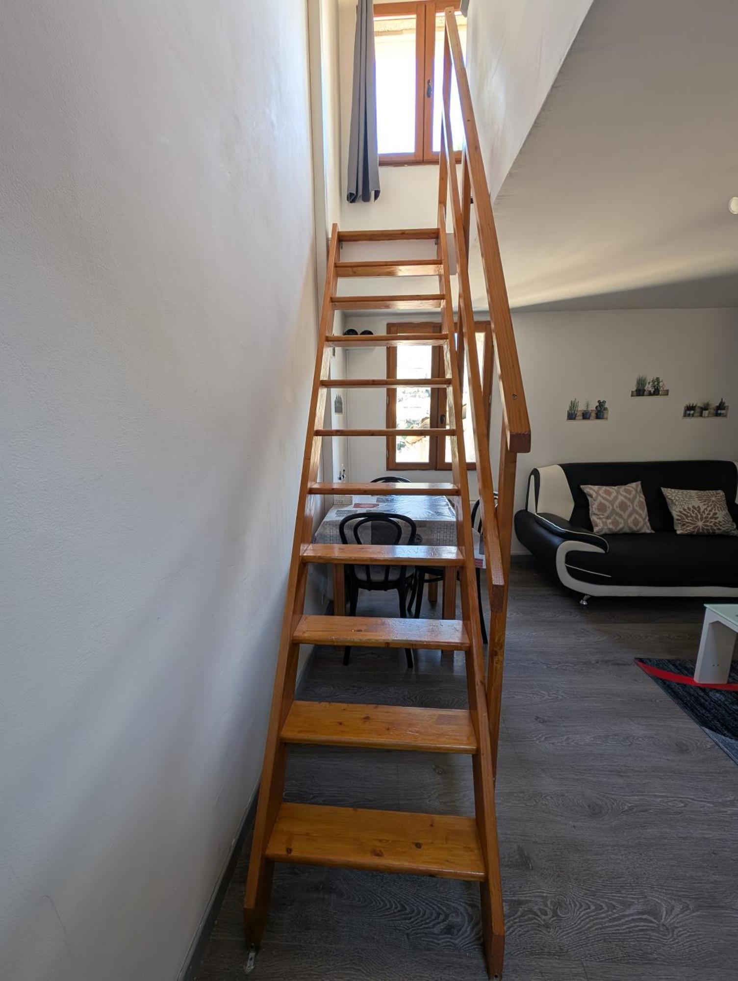 Duplex "La Belle Vue " Apartman Entrevaux Kültér fotó